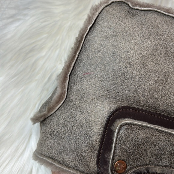 Celine Shearling Boogie Bag Taupe - Picture 10 of 17